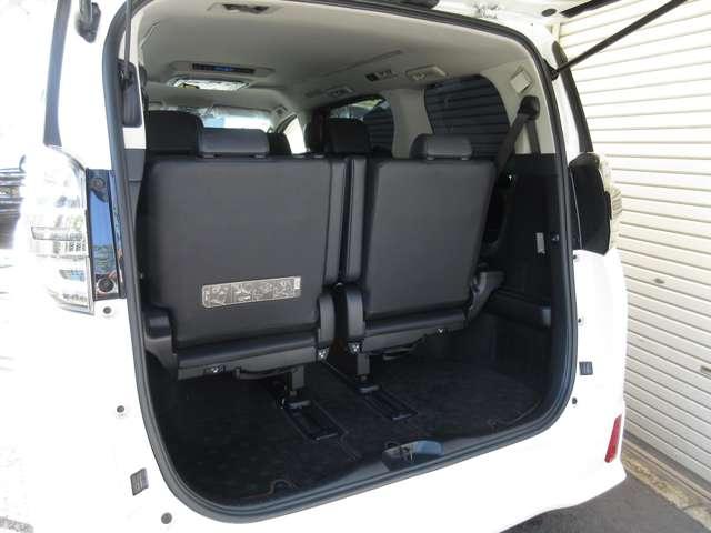 ヴェルファイア ２．５Ｚ　Ｇエディション　４ＷＤ　黒革エアーシート　１０型ナビＴＶ付き　１２．８型フリップダウンモニター　両側パワードア　ＬＥＤライト　オートライト　アルミホイール　パワーシート　コーナーセンサ　衝突被害軽減　車線逸脱警告（29枚目）