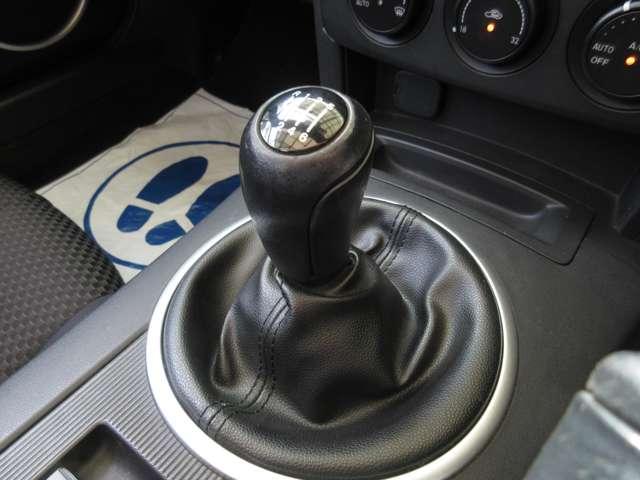 ロードスター ＲＳ　６速ＭＴ　ＨＩＤ　ワイン幌　ダブルエアバッグ　パワーステアリング　パワーウインドウ　エアコン　キーレス　アルミホイール（20枚目）