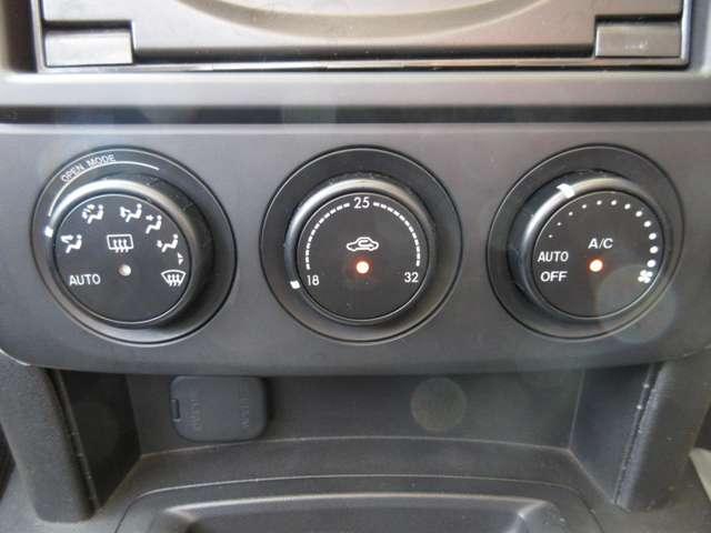 ロードスター ＲＳ　６速ＭＴ　ＨＩＤ　ワイン幌　ダブルエアバッグ　パワーステアリング　パワーウインドウ　エアコン　キーレス　アルミホイール（22枚目）