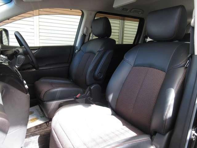 エルグランド ３５０ハイウェイスター　両側パワースライドドア　純正ナビＴＶ＆フリップダウンモニター　禁煙車　パワーウィンドウ　オートエアコン　キーレスエントリー　記録簿　３列シート　ＨＤＤナビ　バックモニター　両側自動スライドドア（8枚目）