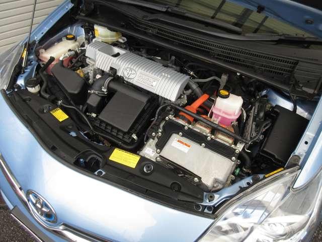 プリウスＰＨＶ Ｓ　メーカーオプションナビフルセグ　前後ドラレコ　シートヒーター　オートエアコン　バックカメラ　ＥＴＣ　盗難防止装置　カーテンエアバッグ　ＤＶＤ再生可能　記録簿有　スマートキー　アルミホイール　エアバッグ（26枚目）