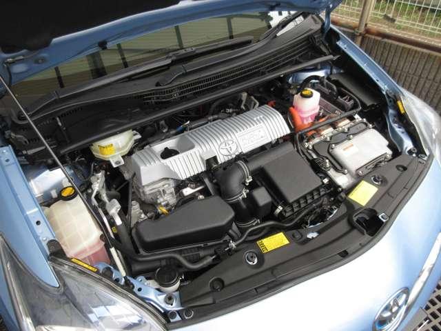 プリウスＰＨＶ Ｓ　メーカーオプションナビフルセグ　前後ドラレコ　シートヒーター　オートエアコン　バックカメラ　ＥＴＣ　盗難防止装置　カーテンエアバッグ　ＤＶＤ再生可能　記録簿有　スマートキー　アルミホイール　エアバッグ（27枚目）