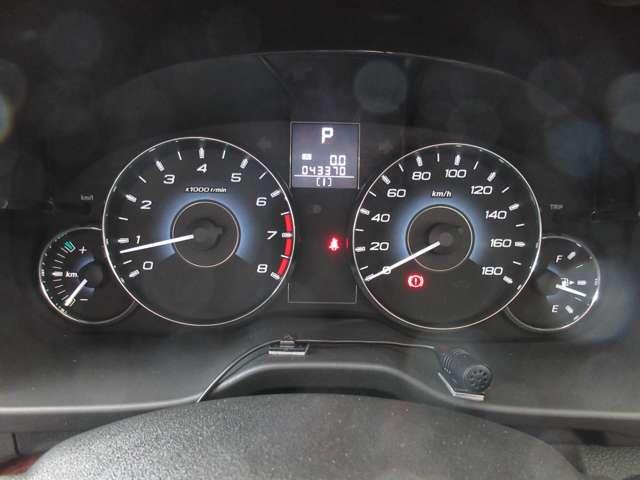 安心・快適にご使用頂けるよう国家整備士による法令にて定められた点検項目の検査を実施！安全の確保が不十分な箇所において調整・交換・補充・修理等の整備を実施。１２・２４ヶ月点検を実施し記録簿を発行致します