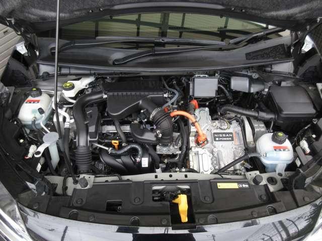 ノート Ｘ　プロパイロット　メーカーオプションナビＴＶ＆アラウンドビューモニター　地デジフルセグ　リアカメラ　衝突被害軽減ブレ－キ　前後センサー　全方位カメラ　横滑防止装置　ＥＴＣ付　インテリジェントキー（26枚目）