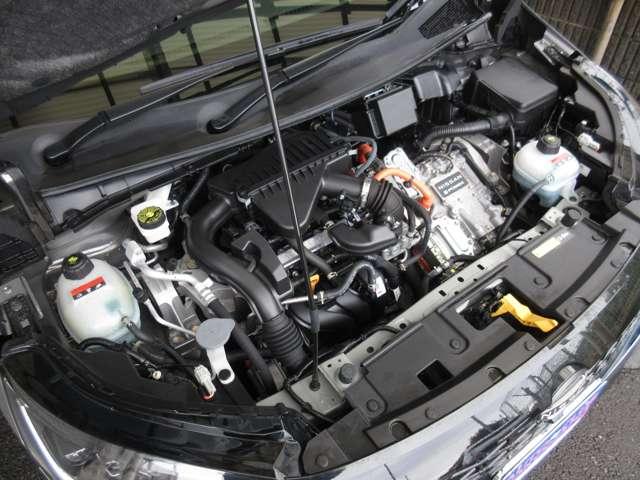 ノート Ｘ　プロパイロット　メーカーオプションナビＴＶ＆アラウンドビューモニター　地デジフルセグ　リアカメラ　衝突被害軽減ブレ－キ　前後センサー　全方位カメラ　横滑防止装置　ＥＴＣ付　インテリジェントキー（28枚目）