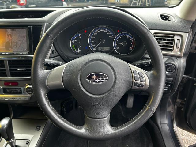 SUBARU EXIGA 2.0I-S