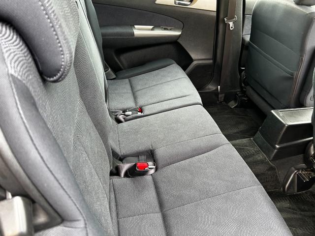 SUBARU EXIGA 2.0I-S