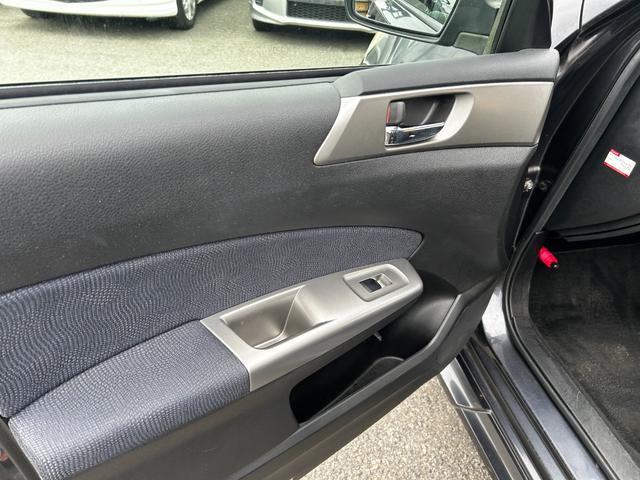 SUBARU EXIGA 2.0I-S