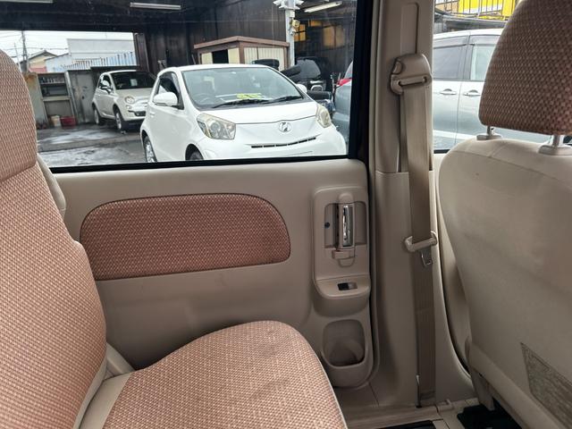 シエンタ Ｘ　走行距離４１６００キロ　Ｂｌｕｅｔｏｏｔｈ　ナビ　ＴＶ　ＥＴＣ　バックカメラ　１年間・走行距離無制限・保証付き（35枚目）