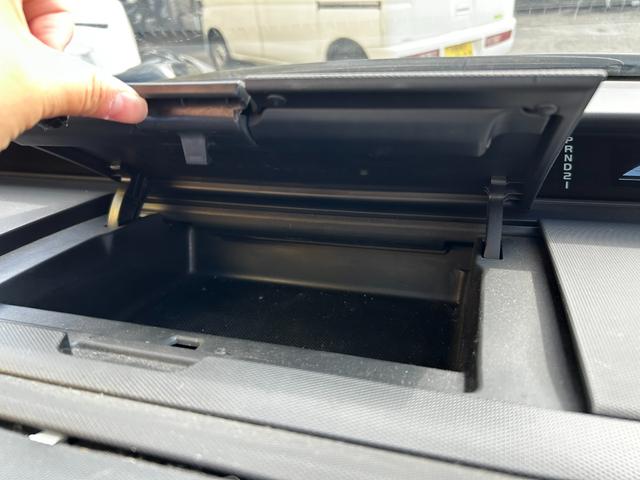 ステップワゴン スパーダS Z HDDナビパッケージ トップライトルーフ 両側パワースライドドア HDDナビ バックカメラ ETC 8人乗り 走行距離65600キロ(22枚目)