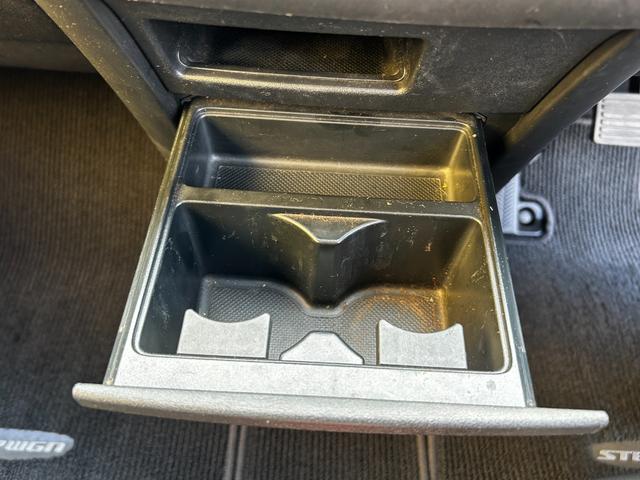 ステップワゴン スパーダS Z HDDナビパッケージ トップライトルーフ 両側パワースライドドア HDDナビ バックカメラ ETC 8人乗り 走行距離65600キロ(29枚目)