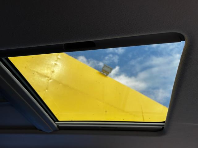 ステップワゴン スパーダS Z HDDナビパッケージ トップライトルーフ 両側パワースライドドア HDDナビ バックカメラ ETC 8人乗り 走行距離65600キロ(32枚目)