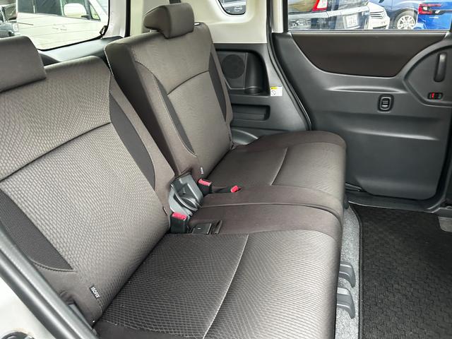 ソリオ Ｘ　走行距離３７３００キロ　フルエアロ　ナビ　ＴＶ　ＥＴＣ　バックカメラ　スマートキー　パワースライドドア　１年間・走行距離無制限・保証付き（29枚目）