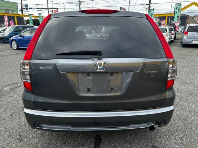 ストリーム X 走行距離28100キロ シートカバー ナビ TV ETC キーレス 7人乗り(9枚目)