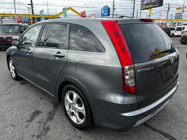 ストリーム X 走行距離28100キロ シートカバー ナビ TV ETC キーレス 7人乗り(10枚目)