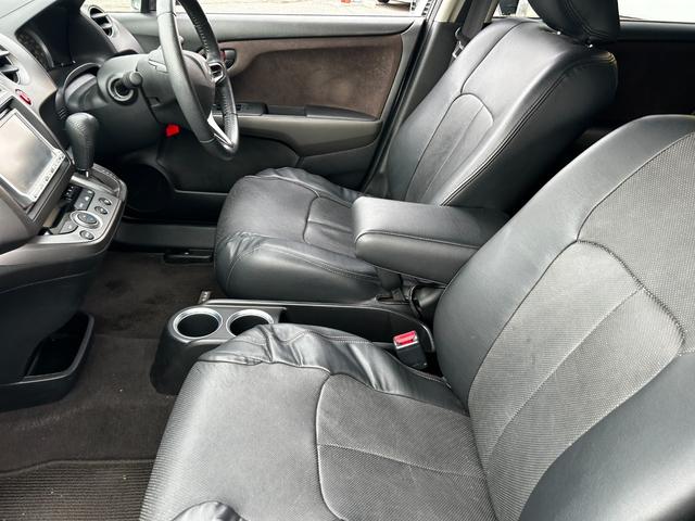 ストリーム X 走行距離28100キロ シートカバー ナビ TV ETC キーレス 7人乗り(43枚目)