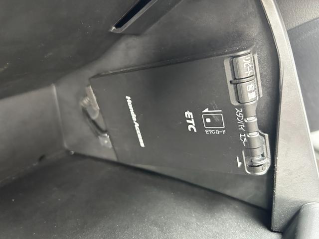 ストリーム X 走行距離28100キロ シートカバー ナビ TV ETC キーレス 7人乗り(44枚目)