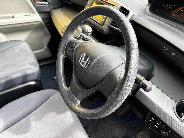 フリード Gi エアロ フルエアロ 両側パワースライドドア ナビ TV ETC バックカメラ 前後ドライブレコーダー ウィンカーミラー 7人乗り 走行距離58400キロ(17枚目)