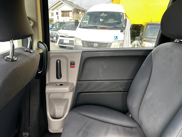 フリード Gi エアロ フルエアロ 両側パワースライドドア ナビ TV ETC バックカメラ 前後ドライブレコーダー ウィンカーミラー 7人乗り 走行距離58400キロ(41枚目)