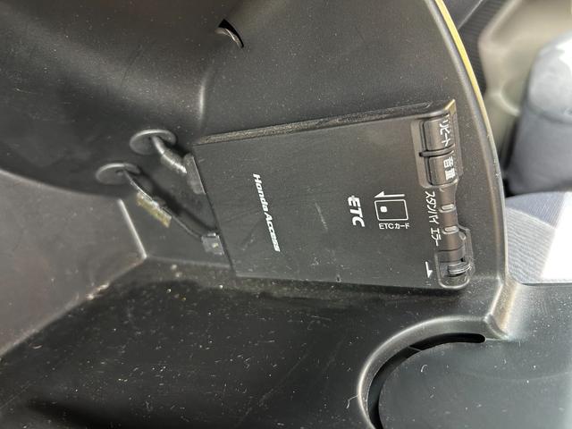 フリード Gi エアロ フルエアロ 両側パワースライドドア ナビ TV ETC バックカメラ 前後ドライブレコーダー ウィンカーミラー 7人乗り 走行距離58400キロ(46枚目)