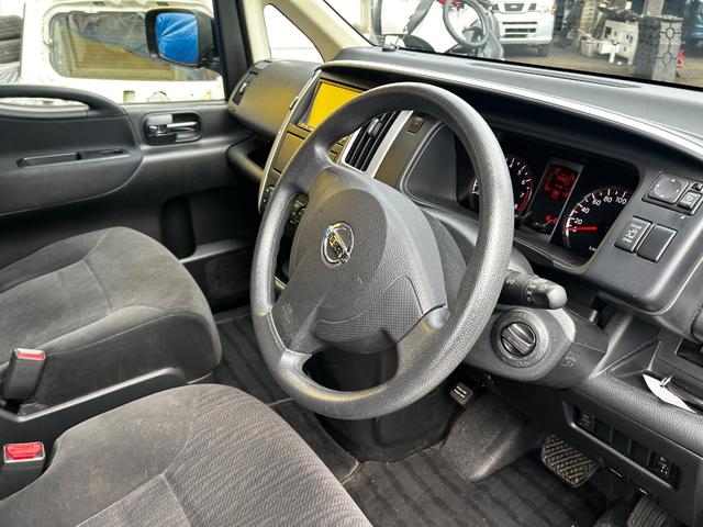 セレナ ２０Ｓ　Ｖセレクション　ナビ　ＴＶ　ＥＴＣ　バックカメラ　Ｂｌｕｅｔｏｏｔｈ　パワースライドドア　スマートキー　走行距離６６９００キロ（15枚目）