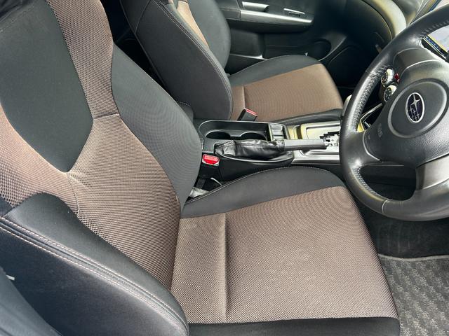 XV 1.5i 1.5i(5名) ナビ フルセグTV ETC Bluetooth バックカメラ フルエアロ スマートキー キャリア 記録簿 走行距離69600キロ(18枚目)