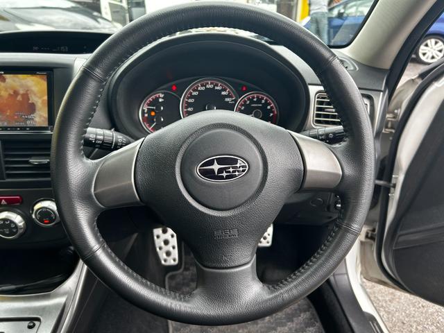 XV 1.5i 1.5i(5名) ナビ フルセグTV ETC Bluetooth バックカメラ フルエアロ スマートキー キャリア 記録簿 走行距離69600キロ(23枚目)