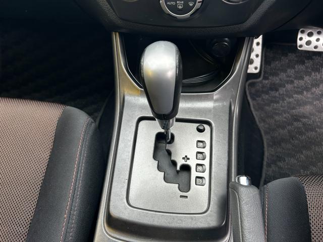 XV 1.5i 1.5i(5名) ナビ フルセグTV ETC Bluetooth バックカメラ フルエアロ スマートキー キャリア 記録簿 走行距離69600キロ(28枚目)