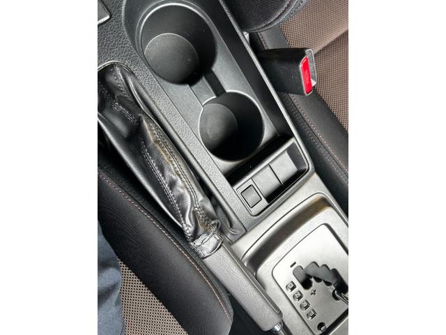 XV 1.5i 1.5i(5名) ナビ フルセグTV ETC Bluetooth バックカメラ フルエアロ スマートキー キャリア 記録簿 走行距離69600キロ(31枚目)