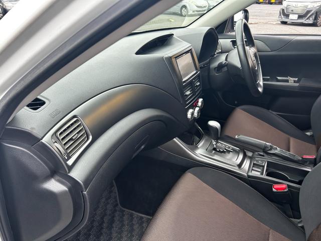 XV 1.5i 1.5i(5名) ナビ フルセグTV ETC Bluetooth バックカメラ フルエアロ スマートキー キャリア 記録簿 走行距離69600キロ(46枚目)