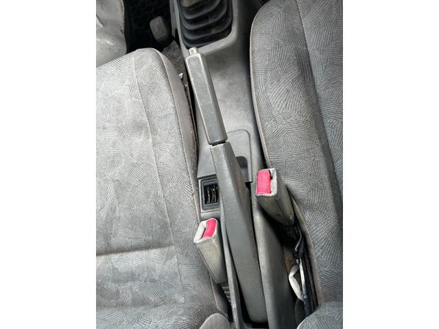 クリッパートラック DX 4WD 5速マニュアル エアコン パワステ 走行距離49400キロ 1年間・走行距離無制限・保証付き(29枚目)