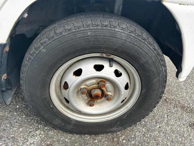 クリッパートラック DX 4WD 5速マニュアル エアコン パワステ 走行距離49400キロ 1年間・走行距離無制限・保証付き(40枚目)