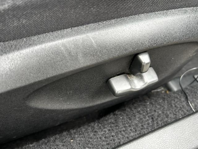 レガシィツーリングワゴン 2.0i スマートセレクション HDDナビ ETC ドライブレコーダー 4WD 走行距離76000キロ(17枚目)