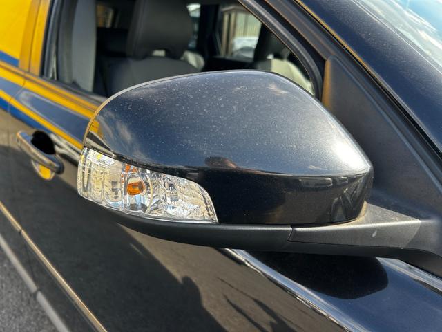 Ｖ５０ ２．０ｅアクティブ　ナビ　ＥＴＣ　バックカメラ　キーレス　走行距離４０８００キロ（13枚目）