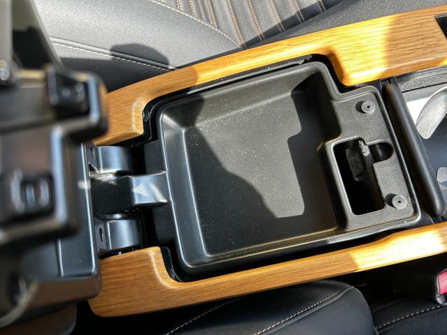 Ｖ５０ ２．０ｅアクティブ　ナビ　ＥＴＣ　バックカメラ　キーレス　走行距離４０８００キロ（32枚目）