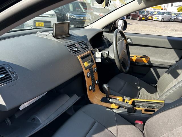 Ｖ５０ ２．０ｅアクティブ　ナビ　ＥＴＣ　バックカメラ　キーレス　走行距離４０８００キロ（47枚目）