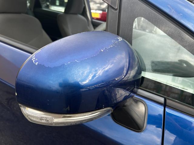 プリウス S HDDナビ ETC バックカメラ スマートキー 走行距離68000キロ(13枚目)