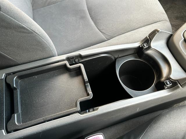 プリウス S HDDナビ ETC バックカメラ スマートキー 走行距離68000キロ(28枚目)