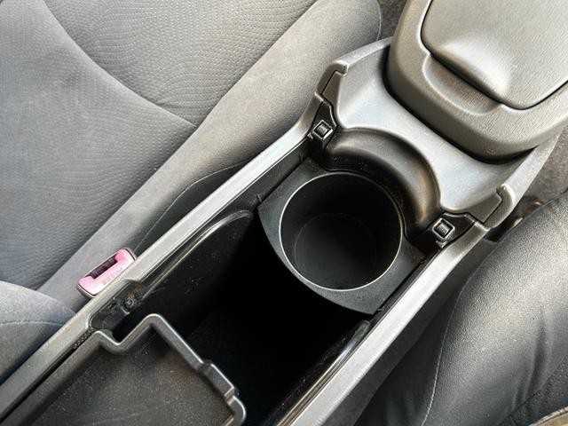 プリウス S HDDナビ ETC バックカメラ スマートキー 走行距離68000キロ(29枚目)