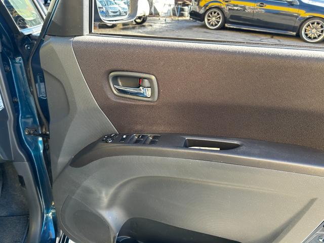 ソリオ Ｘ　走行距離２９１００キロ　パワースライドドア　ナビ　ＴＶ　ＥＴＣ　フルエアロ　スマートキー　１年間・走行距離無制限・保証付き（14枚目）