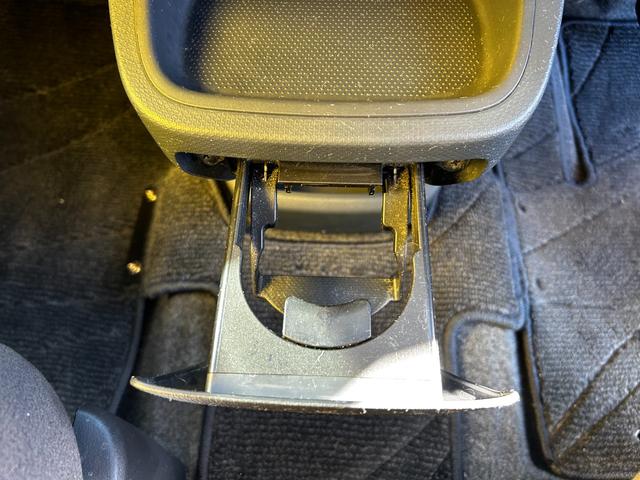 ソリオ Ｘ　走行距離２９１００キロ　パワースライドドア　ナビ　ＴＶ　ＥＴＣ　フルエアロ　スマートキー　１年間・走行距離無制限・保証付き（25枚目）