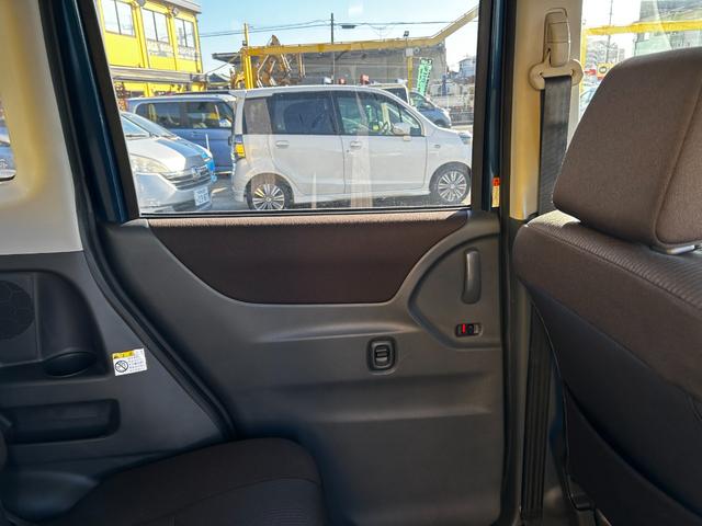 ソリオ Ｘ　走行距離２９１００キロ　パワースライドドア　ナビ　ＴＶ　ＥＴＣ　フルエアロ　スマートキー　１年間・走行距離無制限・保証付き（30枚目）