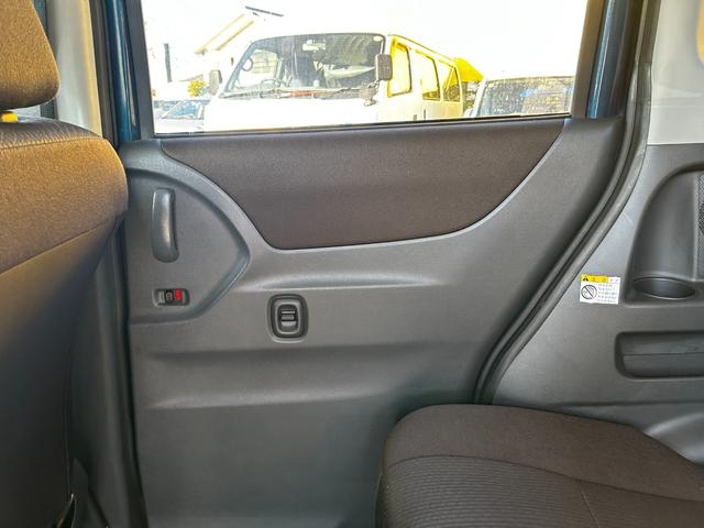 ソリオ Ｘ　走行距離２９１００キロ　パワースライドドア　ナビ　ＴＶ　ＥＴＣ　フルエアロ　スマートキー　１年間・走行距離無制限・保証付き（37枚目）