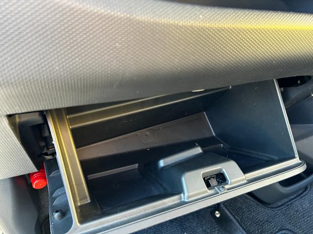 ソリオ Ｘ　走行距離２９１００キロ　パワースライドドア　ナビ　ＴＶ　ＥＴＣ　フルエアロ　スマートキー　１年間・走行距離無制限・保証付き（42枚目）