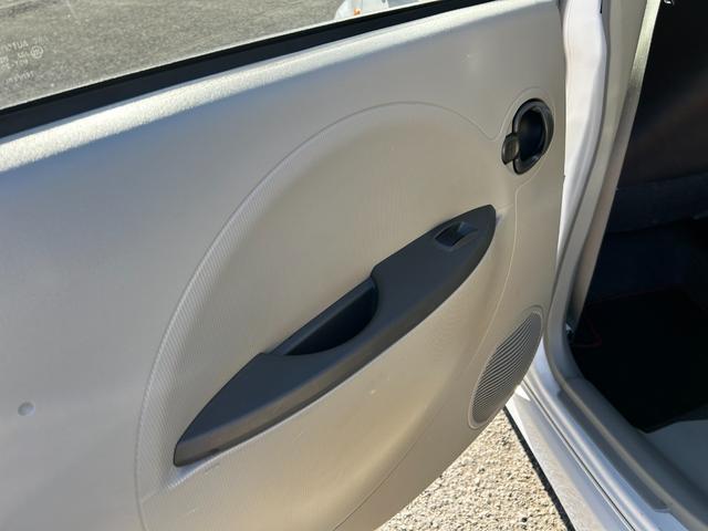 アイ Ｍ　ターボ　ＨＤＤナビ　フルセグＴＶ　社外アルミ　スマートキー　走行距離６３４００キロ（31枚目）