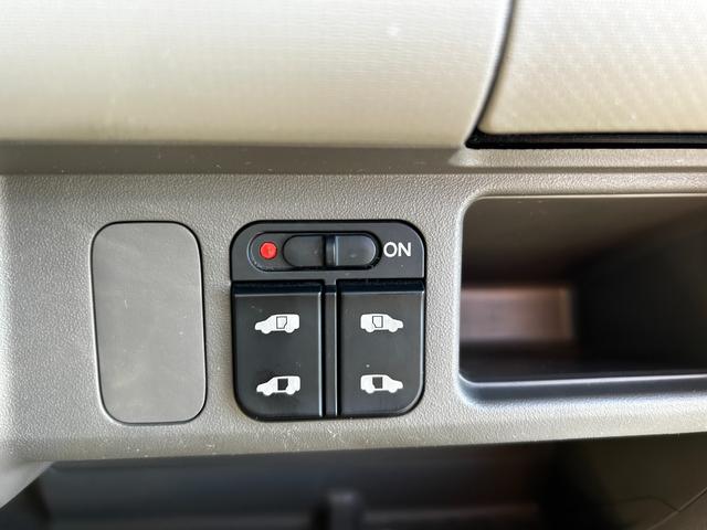 モビリオ W HDDナビ ETC バックカメラ 両側パワースライドドア 走行距離55800キロ(17枚目)