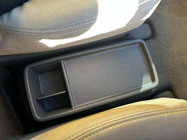 モビリオ W HDDナビ ETC バックカメラ 両側パワースライドドア 走行距離55800キロ(25枚目)