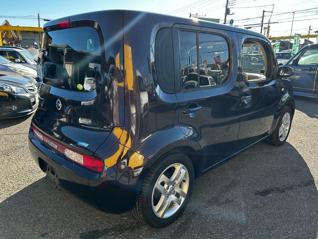 キューブ １５Ｇ　ガラスルーフ　スマートキー　Ｂｌｕｅｔｏｏｔｈ　ＨＤＤナビ　フルセグＴＶ　バックカメラ　ＥＴＣ　走行距離５５５００キロ（7枚目）