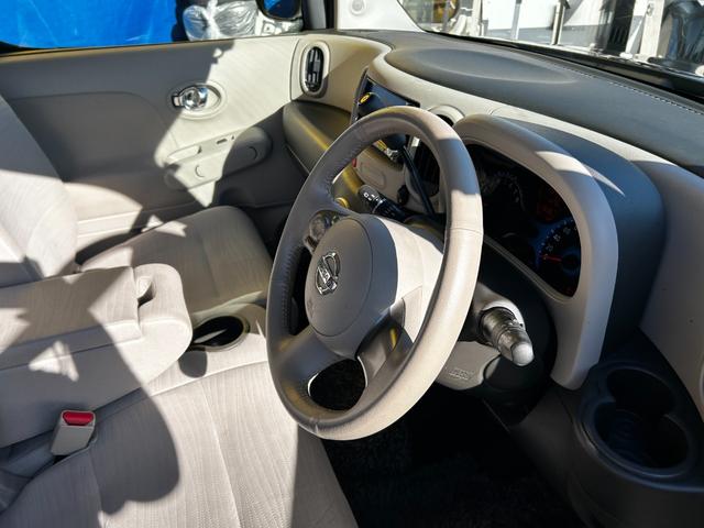 キューブ １５Ｇ　ガラスルーフ　スマートキー　Ｂｌｕｅｔｏｏｔｈ　ＨＤＤナビ　フルセグＴＶ　バックカメラ　ＥＴＣ　走行距離５５５００キロ（15枚目）