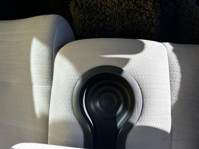 キューブ １５Ｇ　ガラスルーフ　スマートキー　Ｂｌｕｅｔｏｏｔｈ　ＨＤＤナビ　フルセグＴＶ　バックカメラ　ＥＴＣ　走行距離５５５００キロ（27枚目）